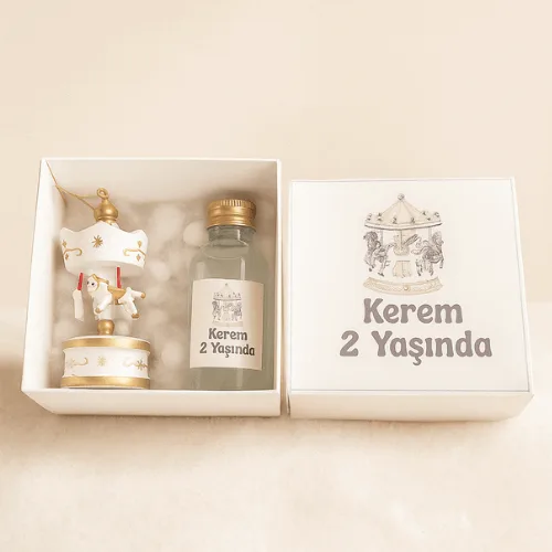 Atlı Karınca Temalı Kişiye Özel Hediyelik Kutusu Atlı Karınca Temalı Kişiye Özel Hediyelik Kutusu