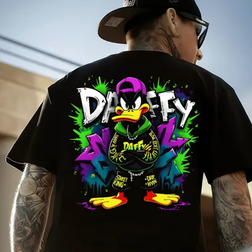 Daffy Duck Graffiti Style Oversize Tişört – Street King Edition Daffy Duck Graffiti Style Oversize Tişört – Street King Edition