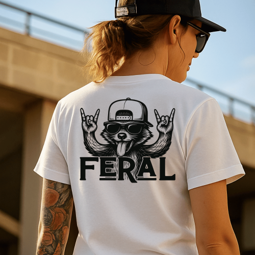Feral Stilize Rakun Baskılı Oversize Tişört – Wild Attitude White Edition