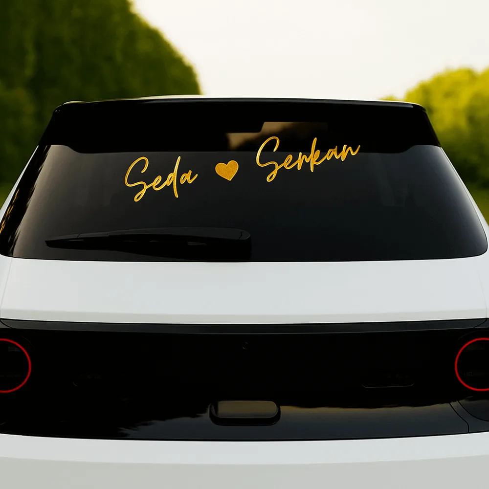 Gelin Arabası Arka Cam İsim Sticker – Kişiye Özel İsim & Kalp Tasarım Gelin Arabası Arka Cam İsim Sticker – Kişiye Özel İsim & Kalp Tasarım
