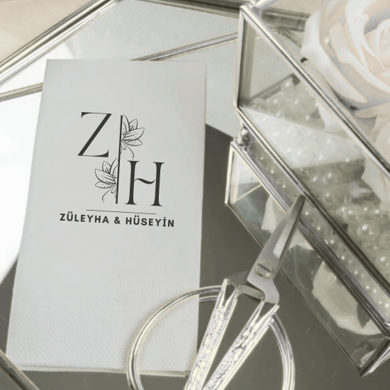 Kişiye Özel Monogramlı Düğün Peçetesi – İsim Baskılı Şık Nikah & Söz Masası Peçetesi