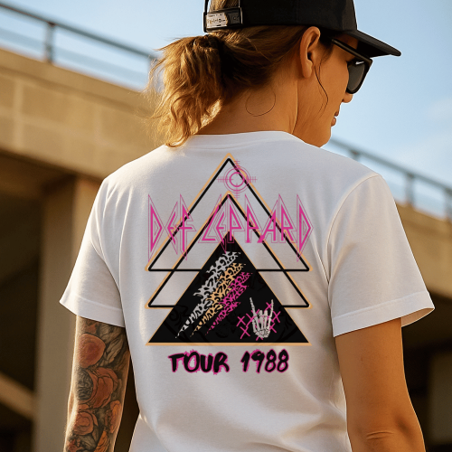 Retro Neon Triangle Rock Graphic Oversize Tişört – 80’s Tour Style